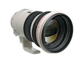 Canon EF 200mm f/2.0L IS USM